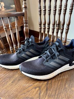 adidas Ultraboost Men size 11.5